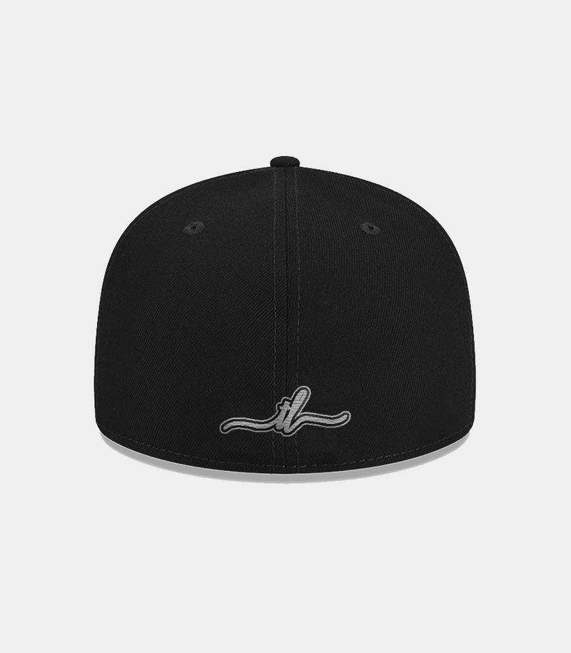 Signature Fitted | Black Charcoal